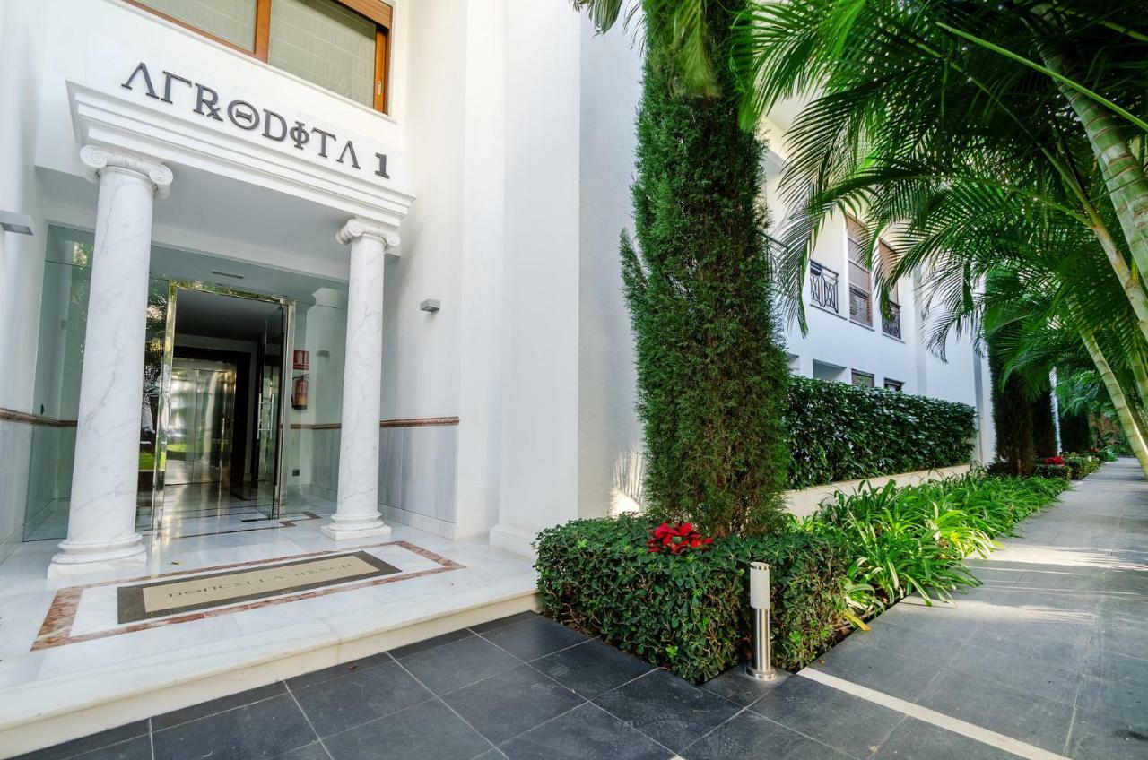 Luxury Apartment Frontal Beach In Doncella Beach Эстепона Экстерьер фото